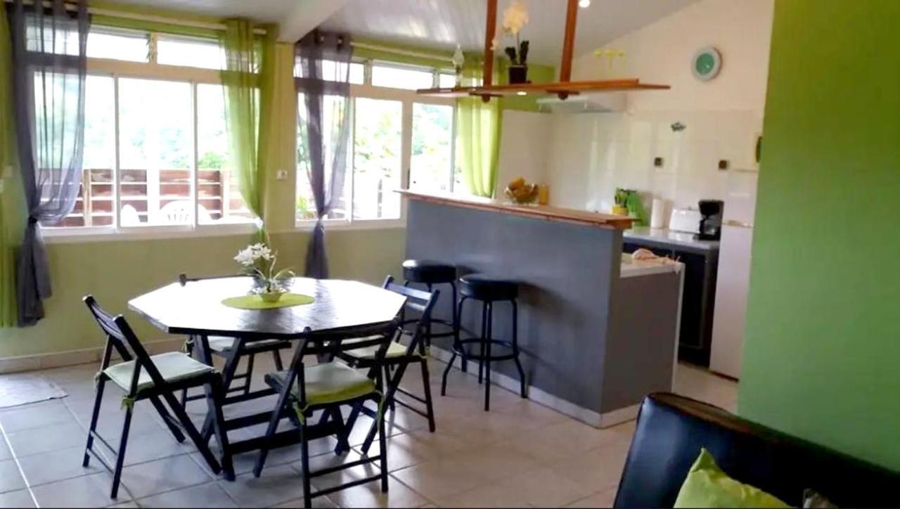Maison Douce A Riviere-Salee Avec Vue Sur Jardin & Montagne Exterior foto